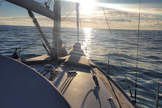 2-hours-private-sunset-experience-by-sailboat-in-cascais