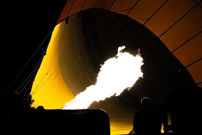 2-way-airport-transfer-hot-air-balloon-1-day-tour-green-or-red