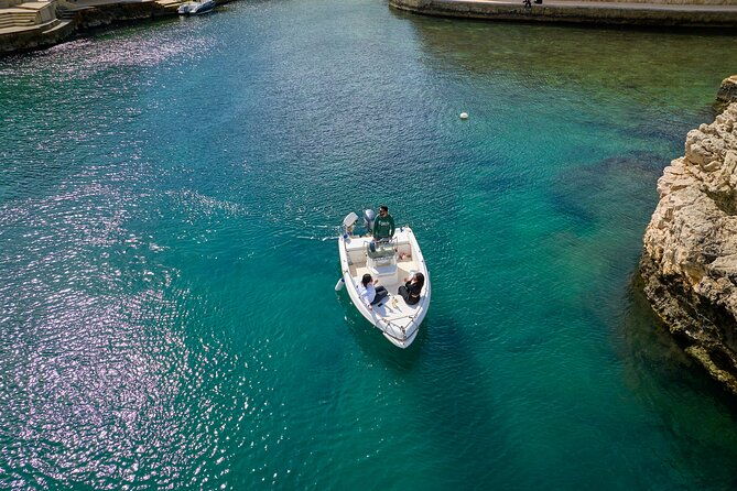 1-hour-and-a-half-panoramic-tour-of-polignano-a-mare-by-boat-2
