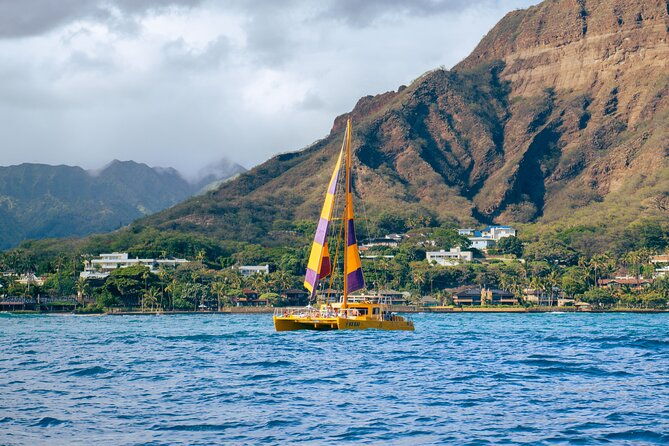 1-hour-diamond-head-sail-of-waikiki-beach-2