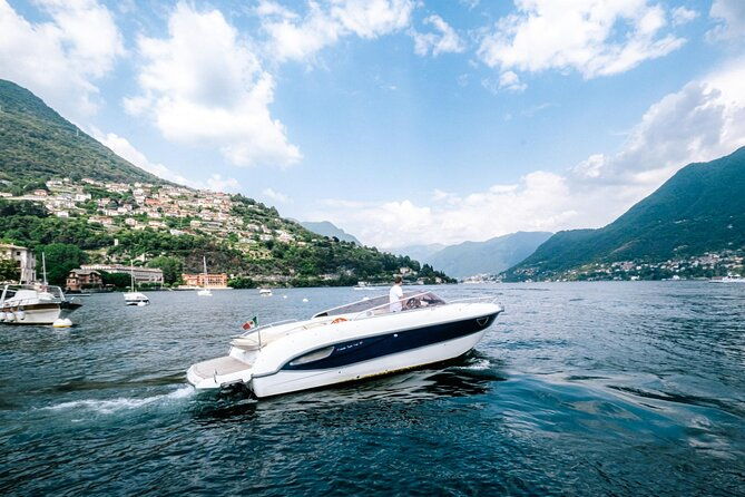 1-hour-private-cruise-on-lake-como-motoscafo-cranchi
