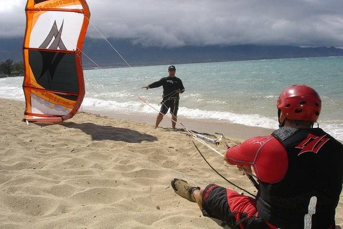 2-5-hour-private-kiteboarding-lessons-at-kanaha-beach-in-kahului