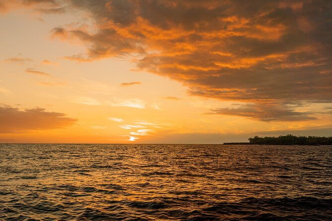 2-5-hour-super-raft-sunset-cruise
