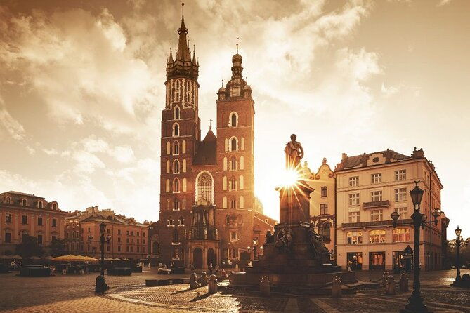 2-days-tour-to-auschwitz-and-krakow-from-warsaw