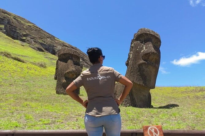 2-days-touring-rapa-nui-highlights-in-small-groups
