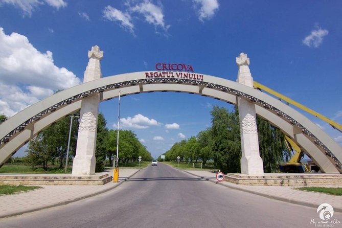 2-excursions-in-one-day-cricova-winerytiraspol-city-and-bender-fortress