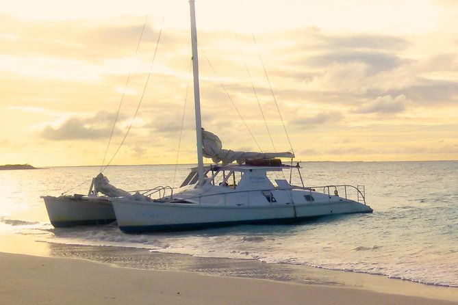 2-hour-champagne-sunset-cruise-from-grace-bay-providenciales-adult-only