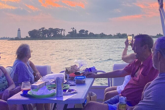 2-hour-date-night-and-sunset-cruise-near-new-orleans