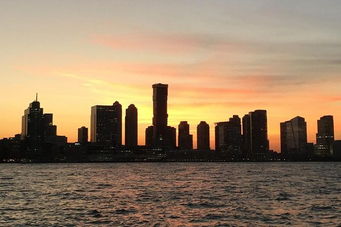 2-hour-private-luxury-new-york-city-sunset-boat-tour