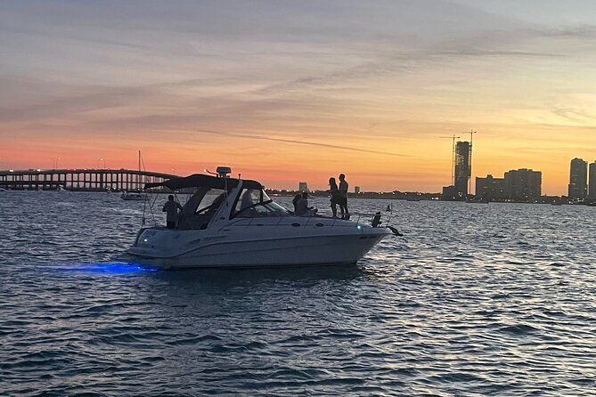 2-hour-serenity-and-scenic-yacht-tour-with-champagne-2