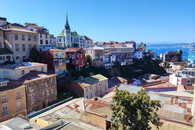2-hour-walking-tour-in-valparaiso