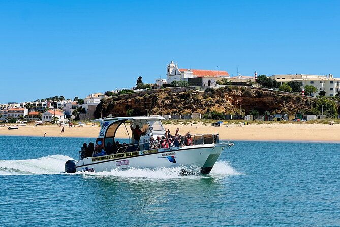 2-hours-cruise-portimao-to-benagil-cave-marinha-beach