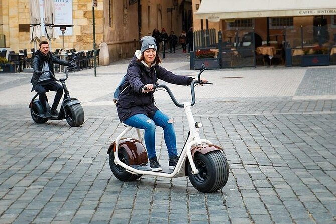 2-hours-guided-hamburg-e-scooter-tour