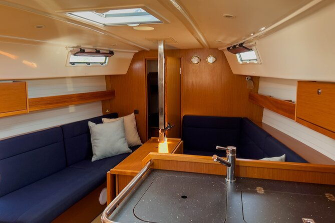 2-hours-private-sailing-experience-in-cascais