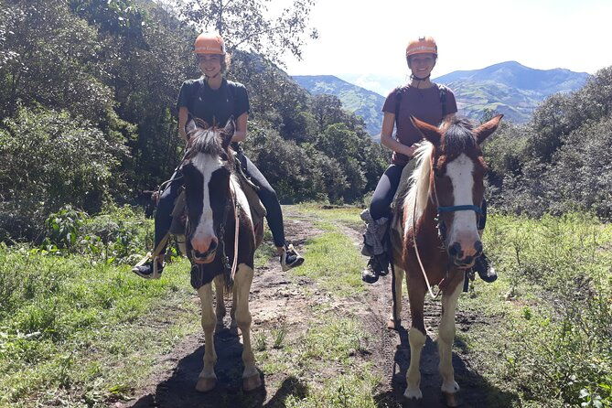 2-hours-small-group-horseback-riding-experience-in-banos