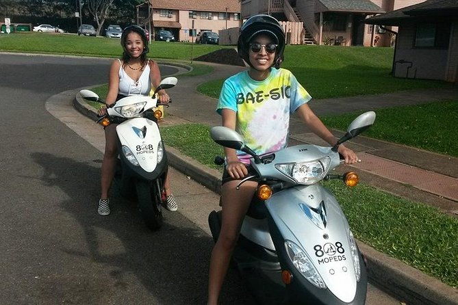 2-passenger-200cc-scooter-rental-21-motorcycle-license-2