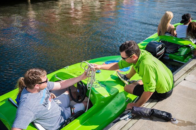 2-person-mini-power-boat-rental-at-tampa-riverwalk-2