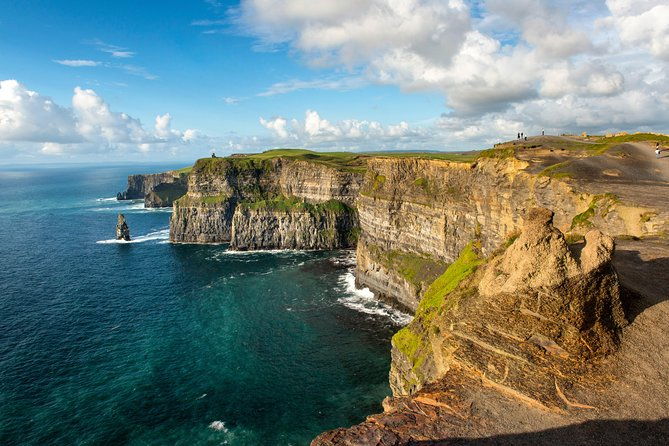 3-day-cliffs-of-moher-connemara-and-aran-islands-rail-tour-from-dublin-2