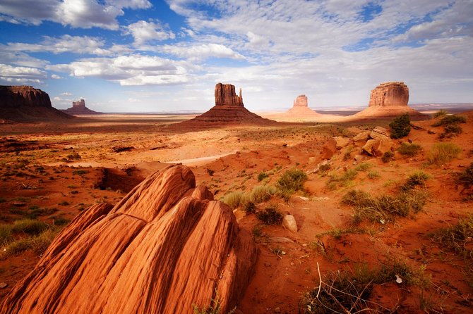3-day-grand-canyon-monument-valley-and-zion-national-park-tour