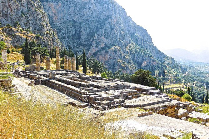 3-day-private-tour-in-olympia-delphi-monasteries-of-meteora