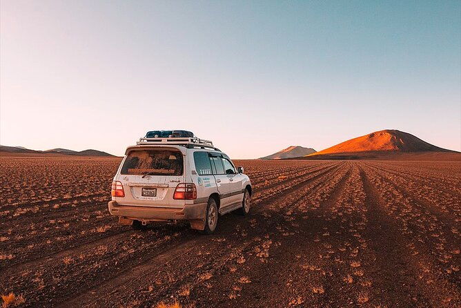 3-day-private-tour-of-uyuni-salt-flats-and-colored-lagoons-roundtrip-from-uyuni