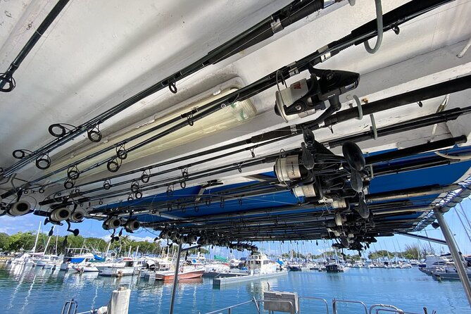 3-hour-honolulu-bottom-fishing-adventure