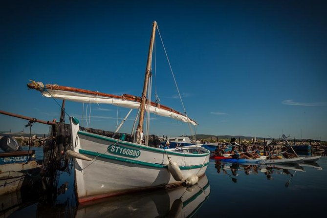 3-hour-sea-kayak-trip-in-the-canals-of-sete