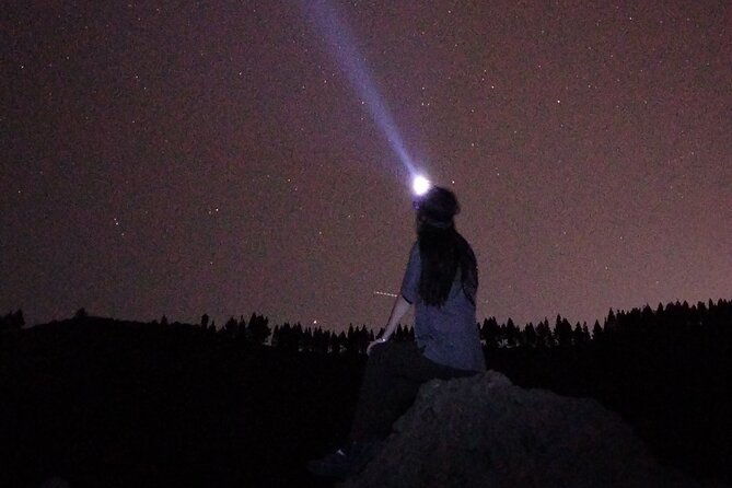 3-hours-astronomy-hiking-experience-in-roque-nublo-mountains-2