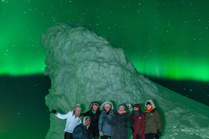 4-day-northern-lights-adventure-ice-caves-4x4-super-jeeps
