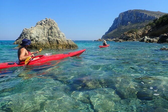 4-hour-kayak-tour-at-capo-figari-golfo-aranci-2