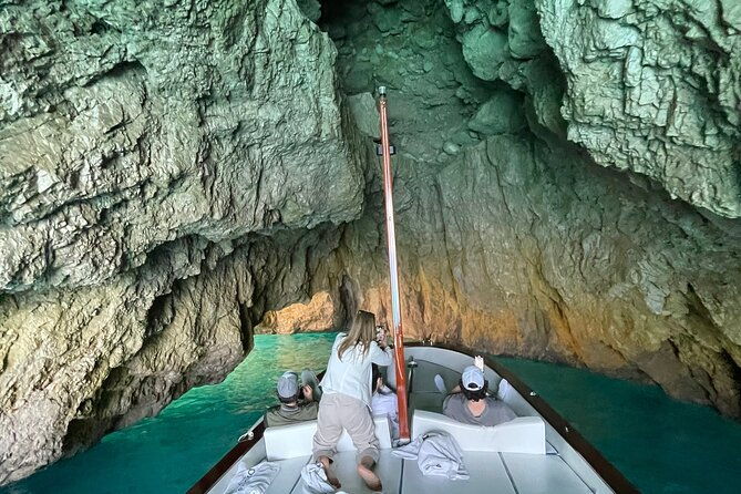4-hour-private-boat-tour-of-capri