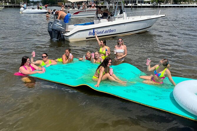 4-hours-private-sandbar-pontoon-party