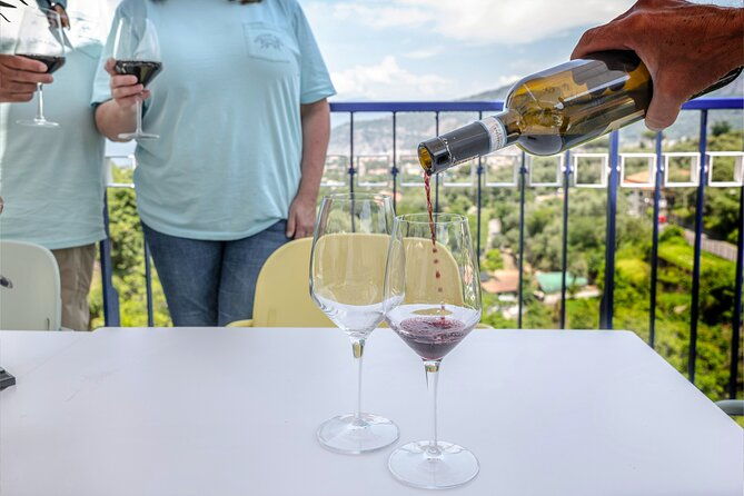 5-wine-tastings-with-typical-products-in-sorrento-coast