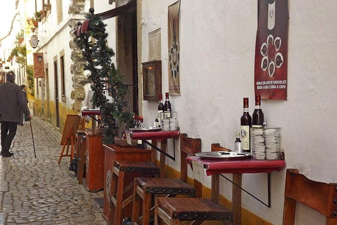 6-day-north-portugal-tour-porto-braga-fatima-coimbra-guimaraes-aveiro-and-batalha-from-lisbon
