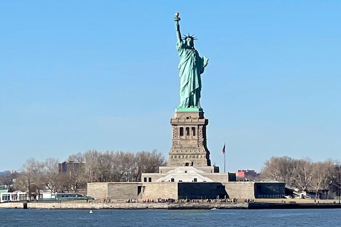 6-hour-bus-tour-and-1-hour-boat-ride-by-the-statue-of-liberty