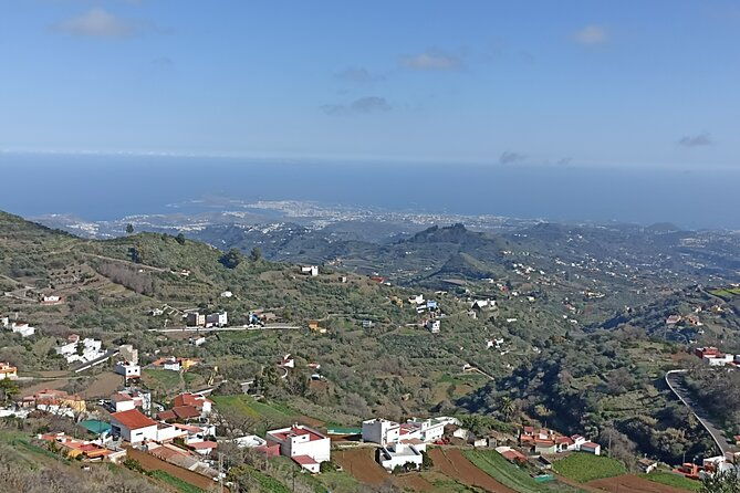 7-hours-private-tour-volcanoes-and-wine-region-in-the-canary-islands