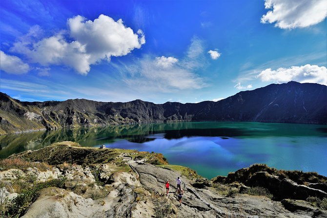 8-day-ecuador-trekking-the-avenue-of-volcanoes-from-quito