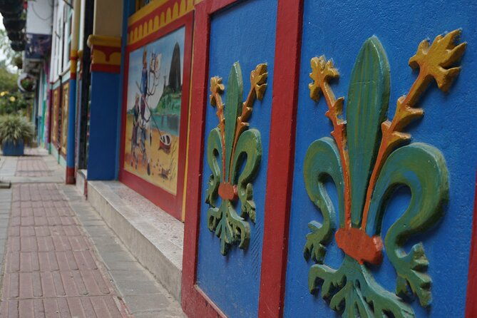 90-minute-walking-tour-of-guatape