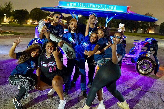 90s-rb-party-bike-tour-through-downtown-houston