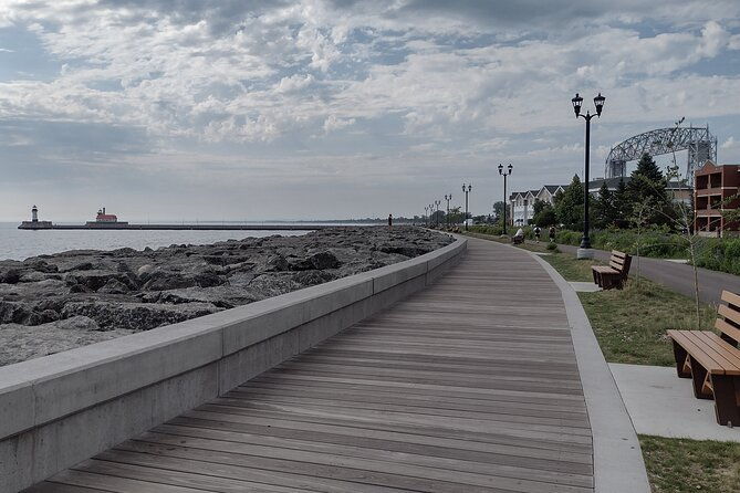 a-self-guided-walking-tour-through-duluths-canal-park