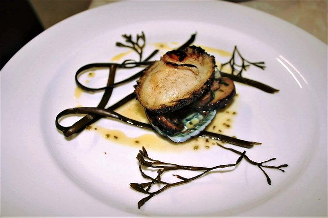 abalone-farm-tour-and-tasting-with-coastal-seaweed-walk-guided-2-hours