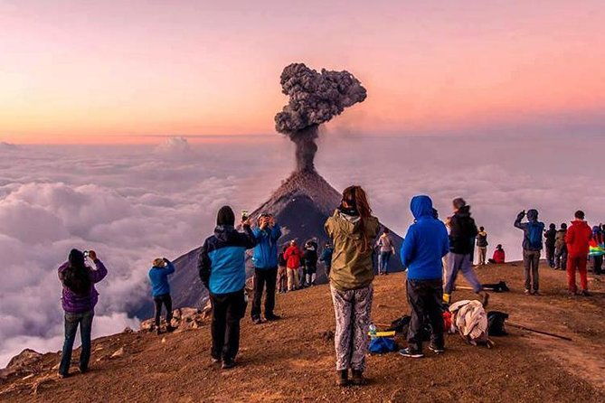 acatenango-sunset-eruptions-4wd-adventure-with-meal