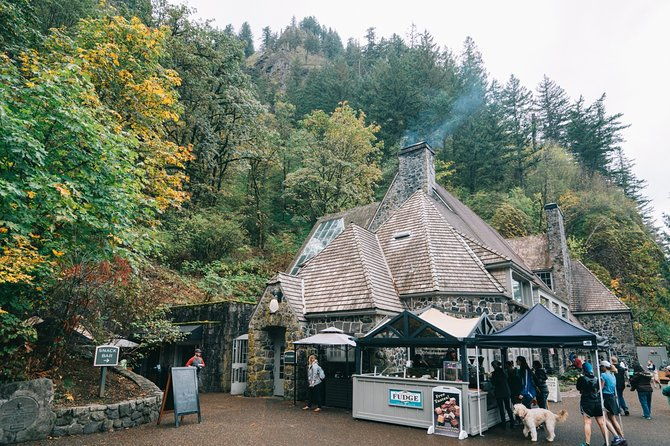 afternoon-multnomah-falls-and-gorge-waterfalls-tour