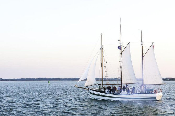 afternoon-schooner-sightseeing-dolphin-cruise-on-charleston-harbor