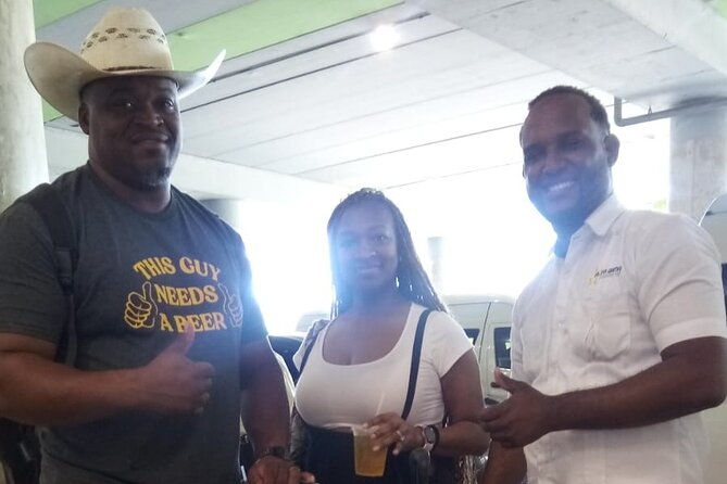 airport-transfer-from-to-uvero-alto-to-punta-cana