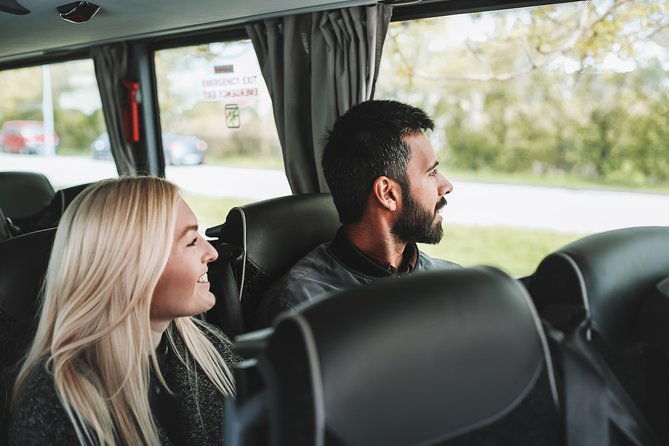 airport-transfer-in-iceland-from-keflavik-airport-to-reykjavik-city-one-way