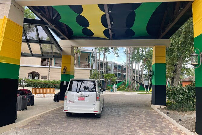 airport-transfer-to-negril