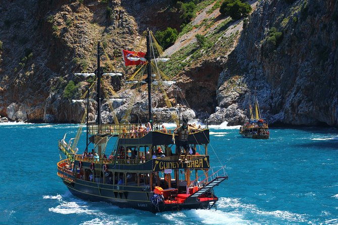 alanya-pirate-boat-with-lunch-and-drinks