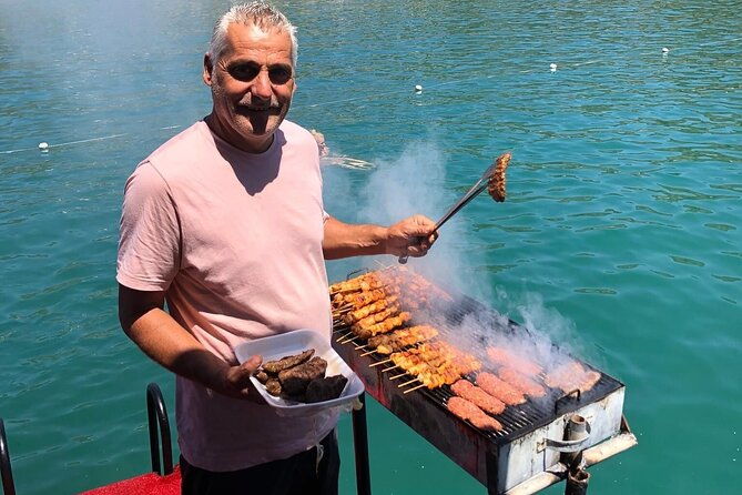 alanya-relaxing-boat-tour-with-lunch-soft-drinks-transfer