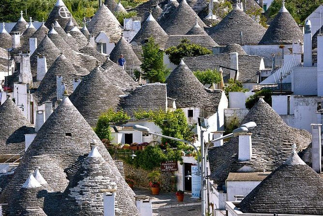 alberobello-private-walking-tour-with-gelato-tasting